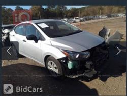 نيسان فيرسا